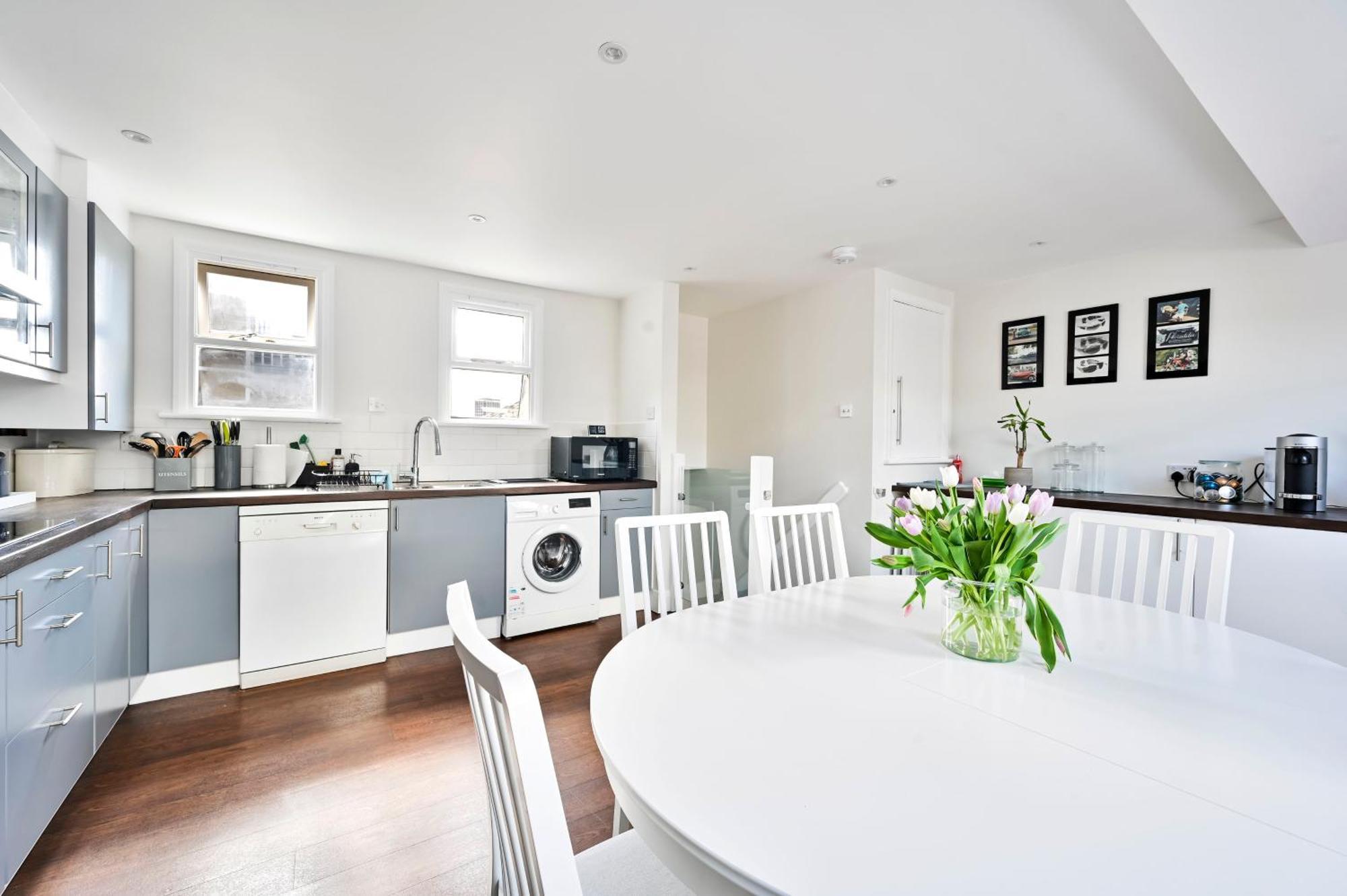 New Chic 3-Bed Flat In Clapham Apartment London Ngoại thất bức ảnh